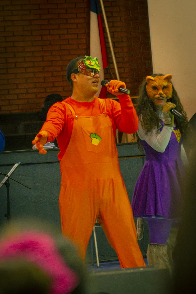 Sofy en escena 1